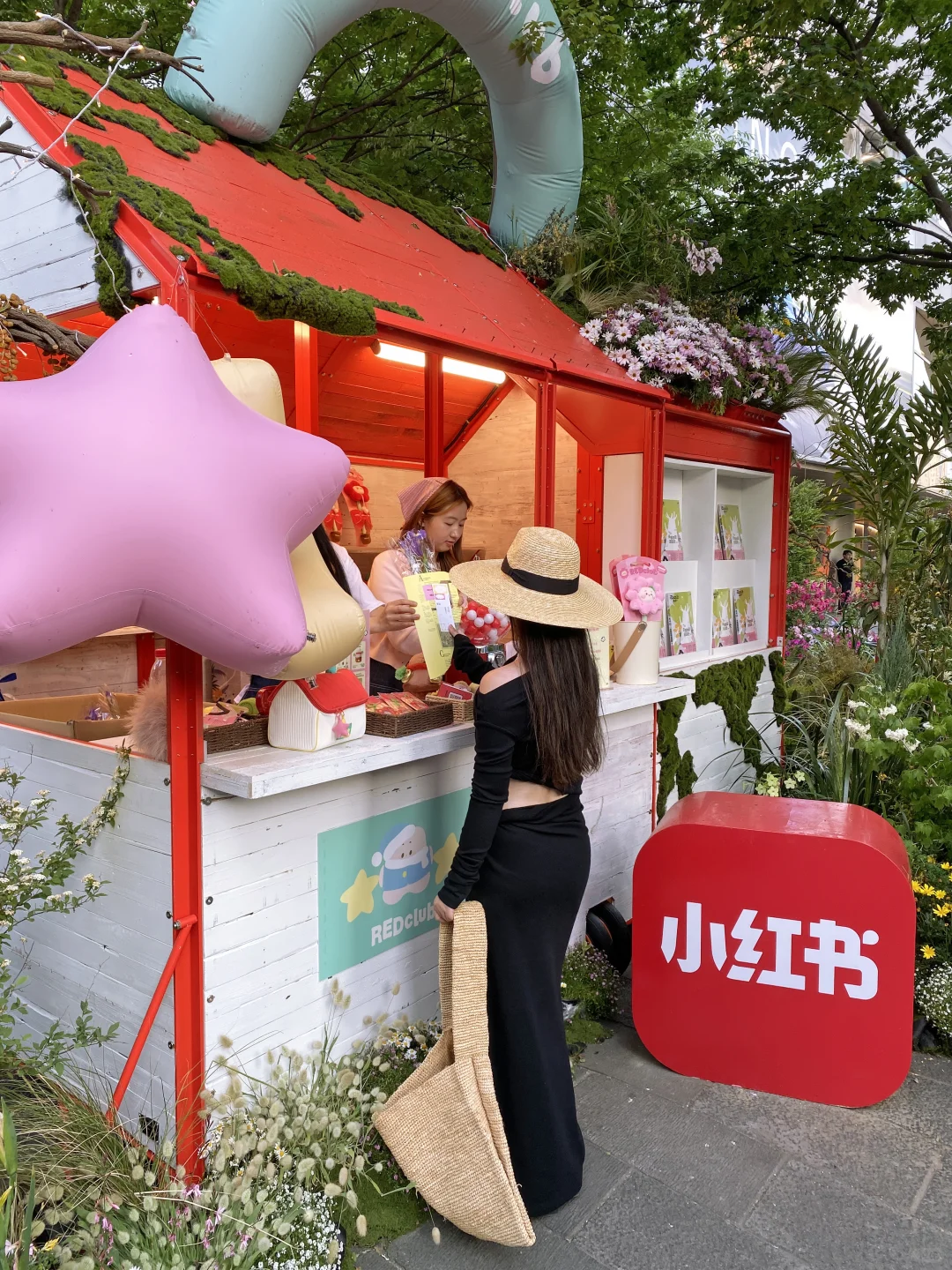 预计明天上海有1亿人来...（附避开人群攻略