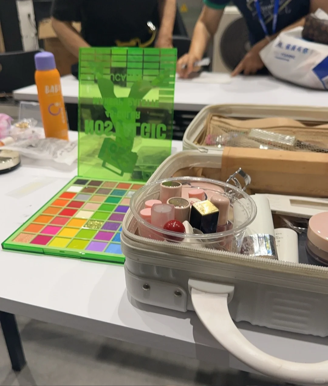 五一在佛山车展当礼仪的两天