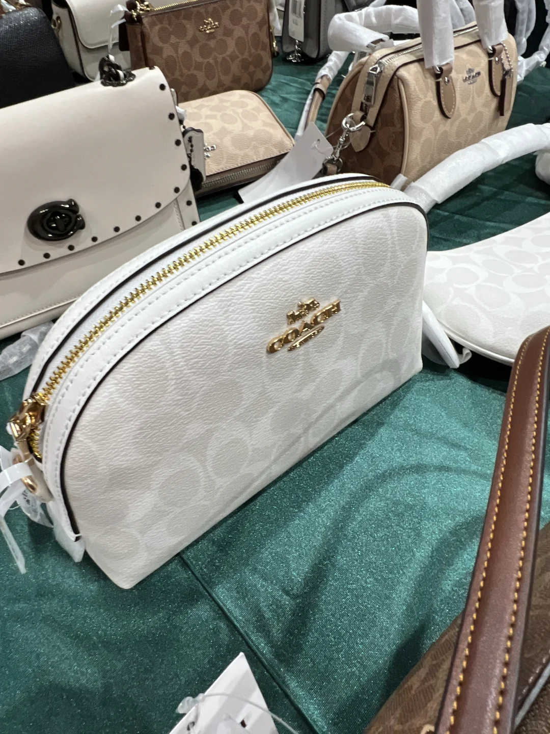 厦门会展!!!mcm大漏！！！离谱离谱…