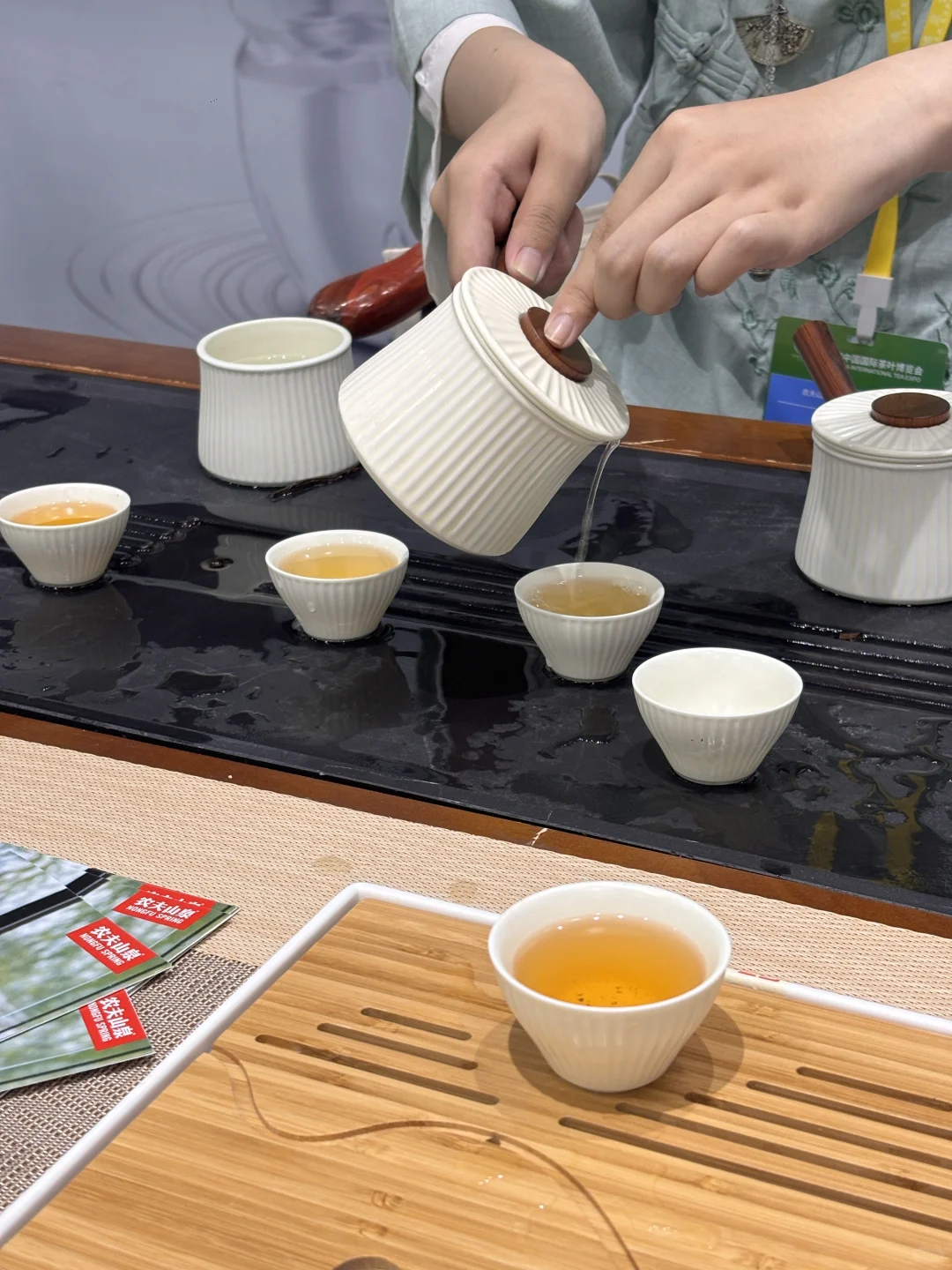 山泉泡茶，解锁《茶经》里的满分茶香体验”?