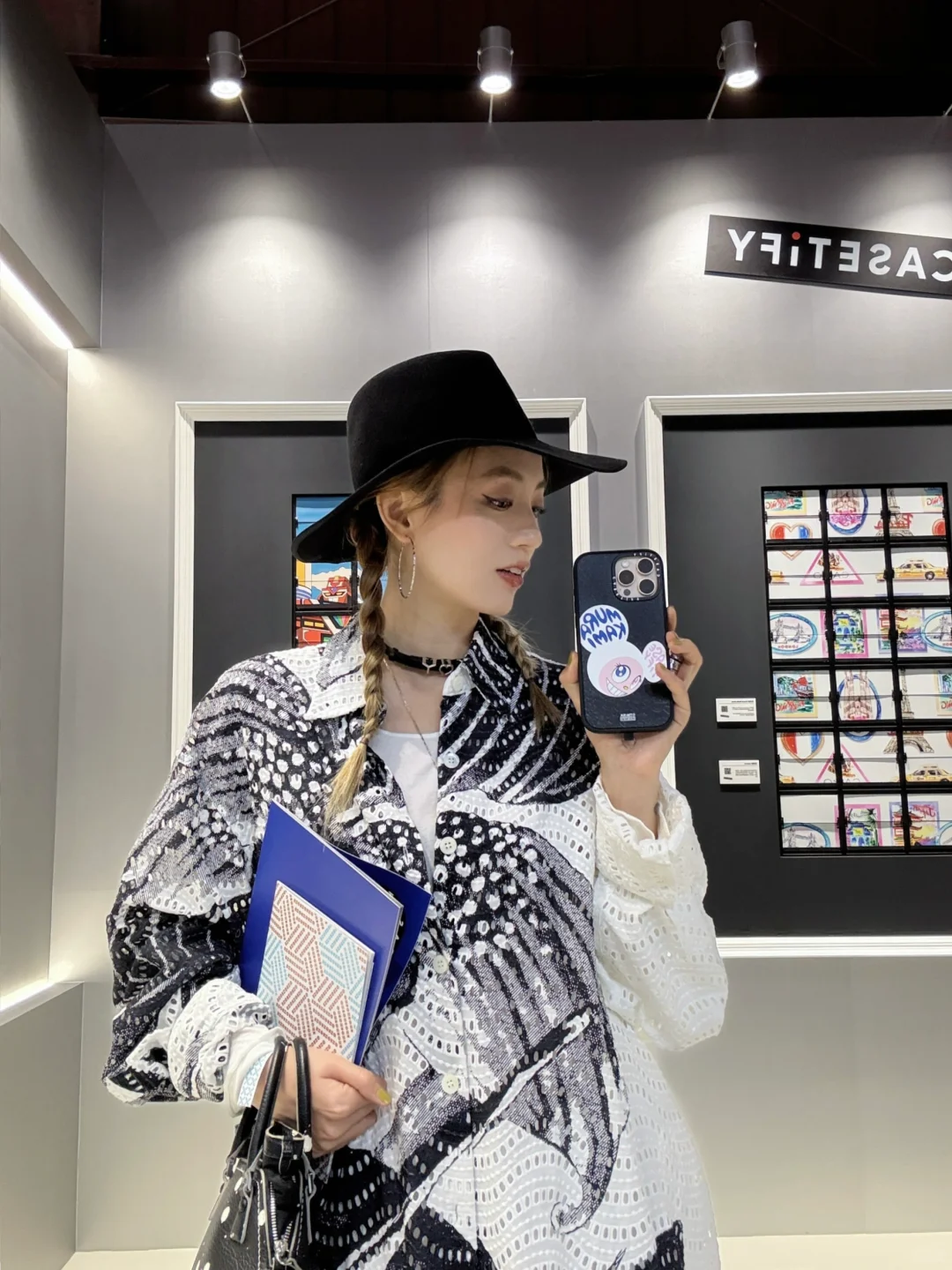 北京艺术浓度98%?从画布到手机壳都有彩蛋
