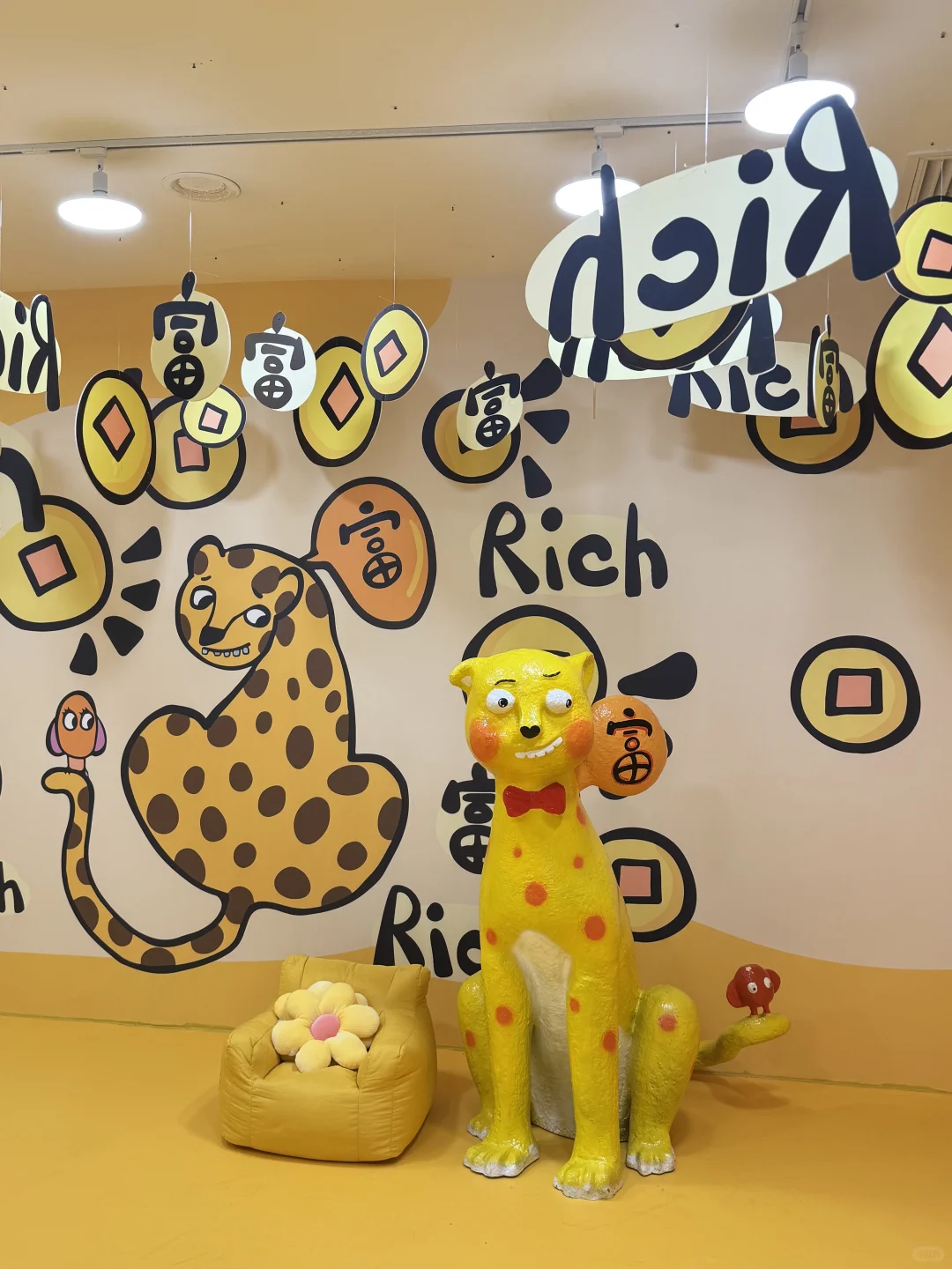 南宁！新出！又有新的展了。。??人少好拍