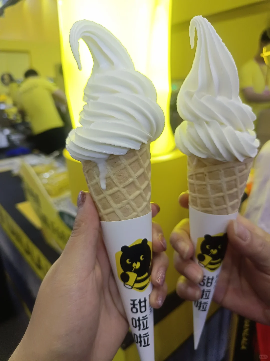 会展中心连锁食品展吃不完，根本吃不完