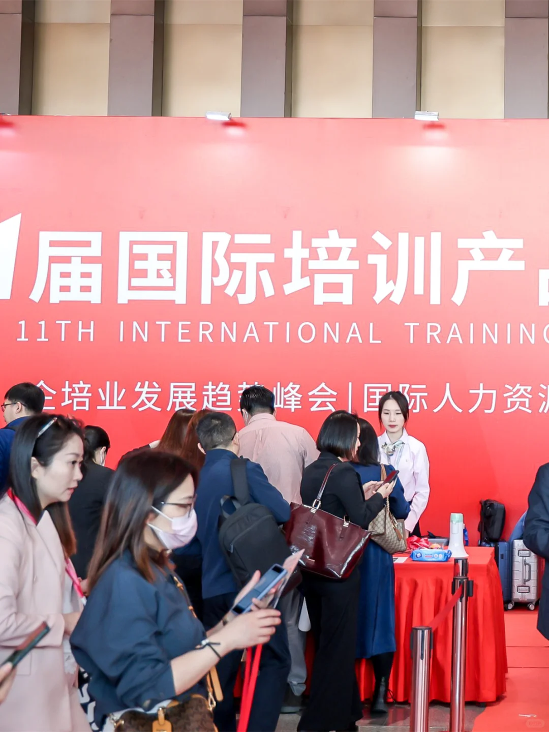 为什么还会有那么多人热衷参加展会？