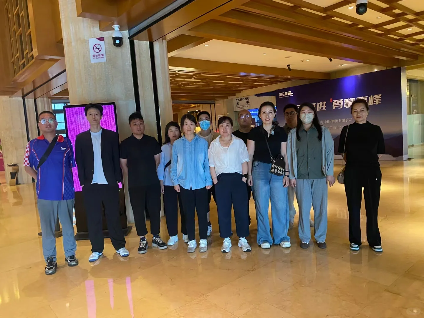 郑州兼职新体验：会展中心的奇妙之旅