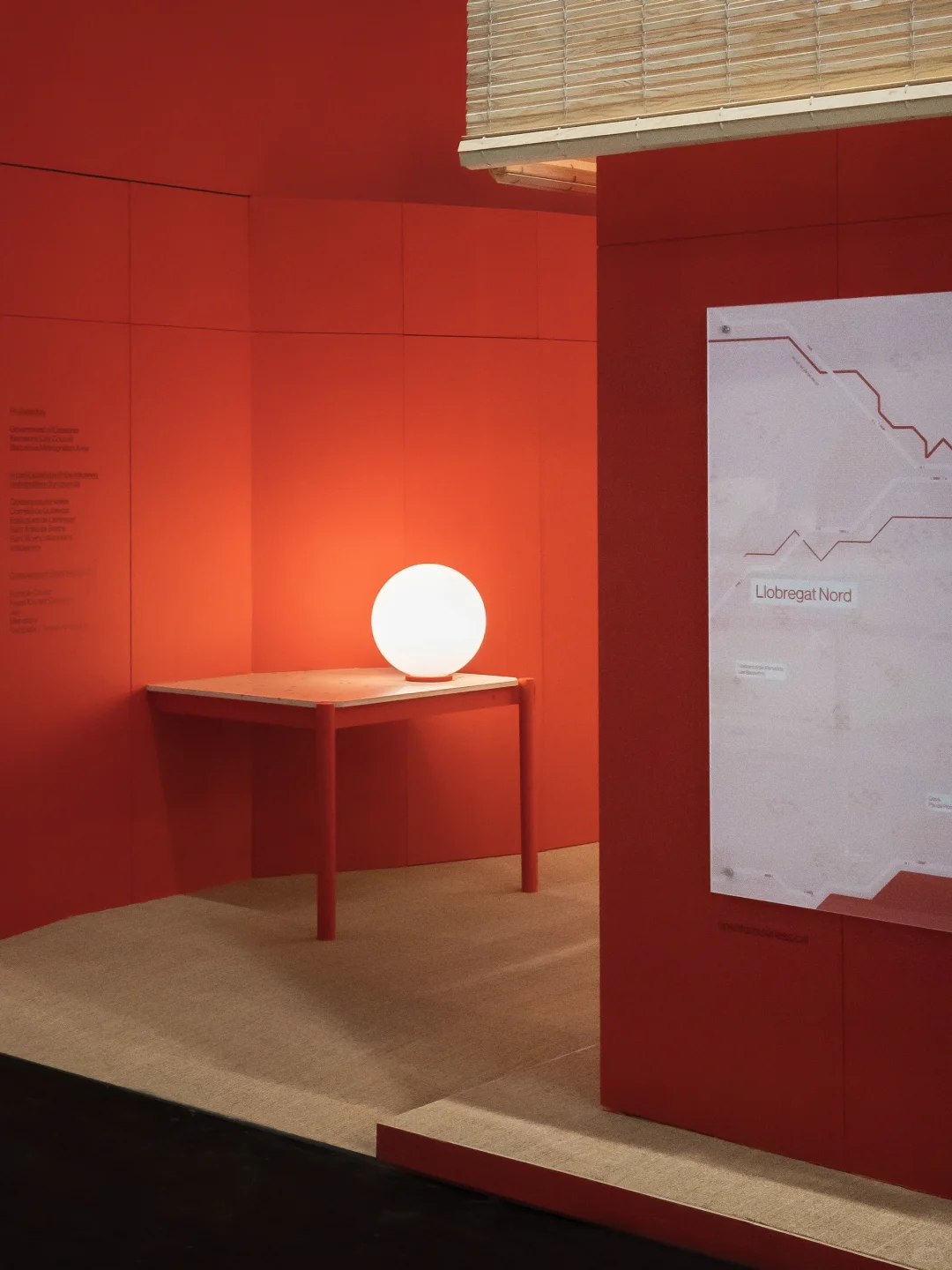 自然与热情的碰撞,红与竹的完美邂逅!