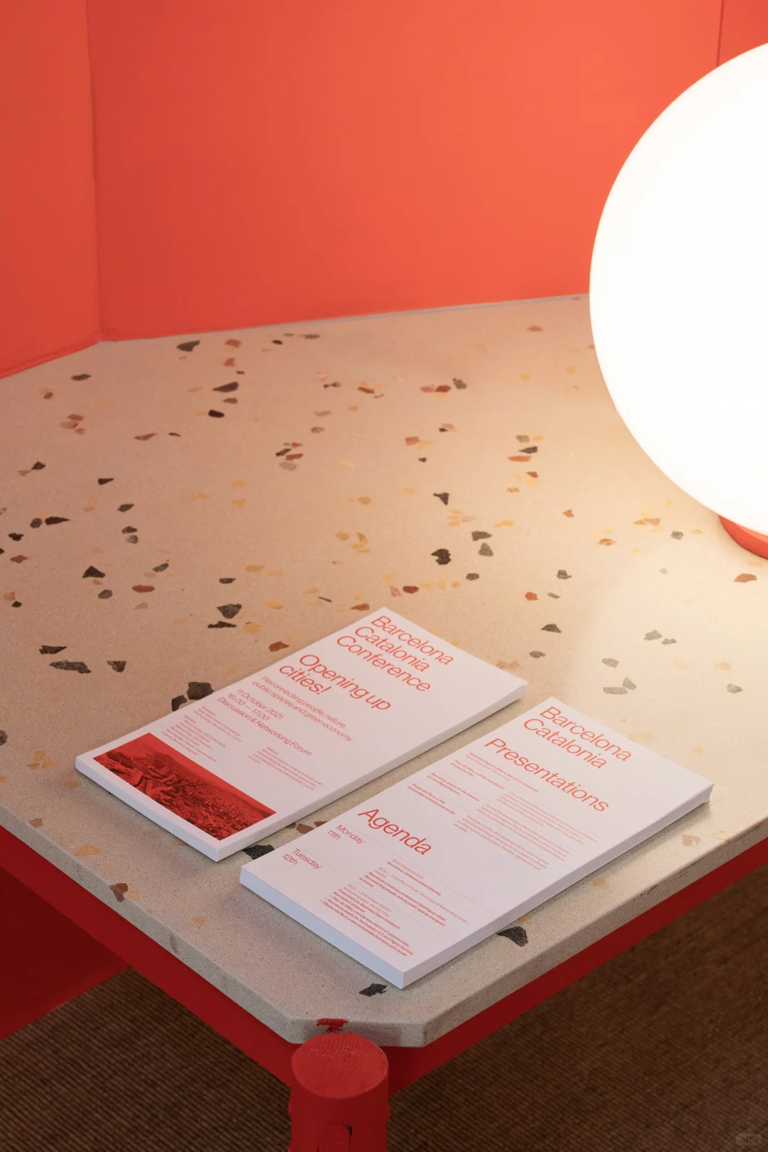 自然与热情的碰撞,红与竹的完美邂逅!