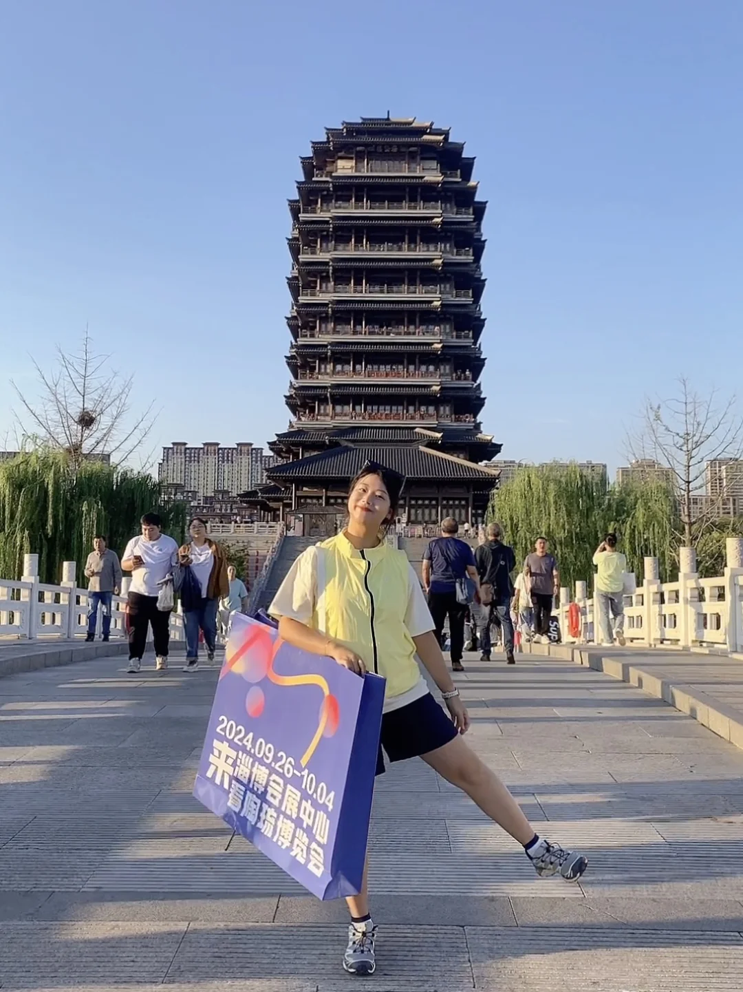 （在淄博）本e人生生被这个“显眼包”整i了。。