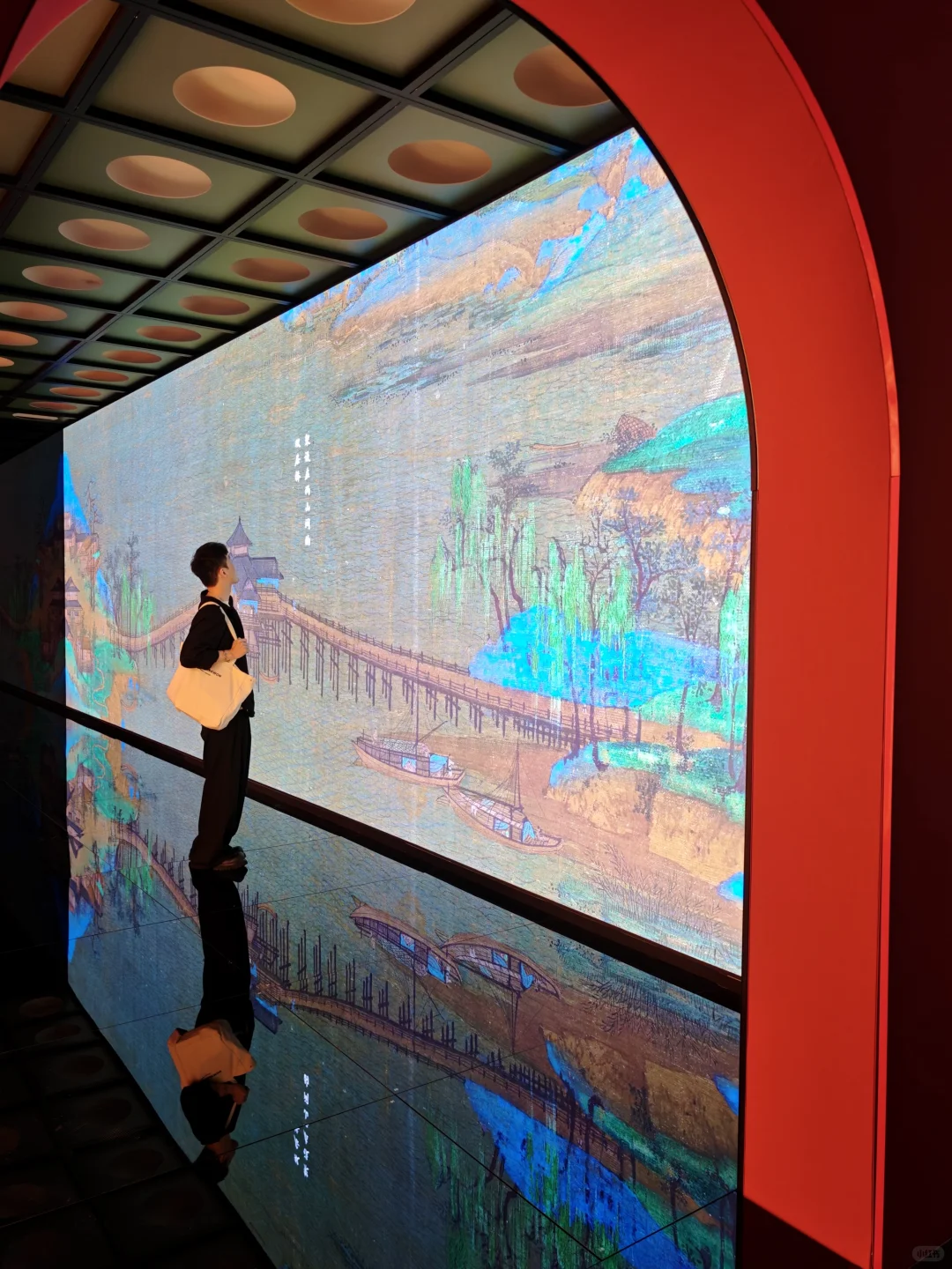 科技感拉满元宇宙之旅，随手拍都是赛博大片