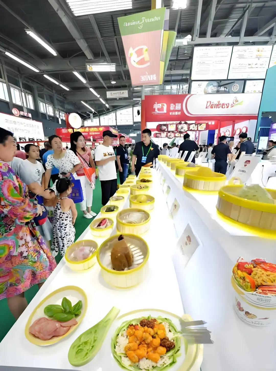 2025餐饮加盟展会来袭，哪些时间点值得