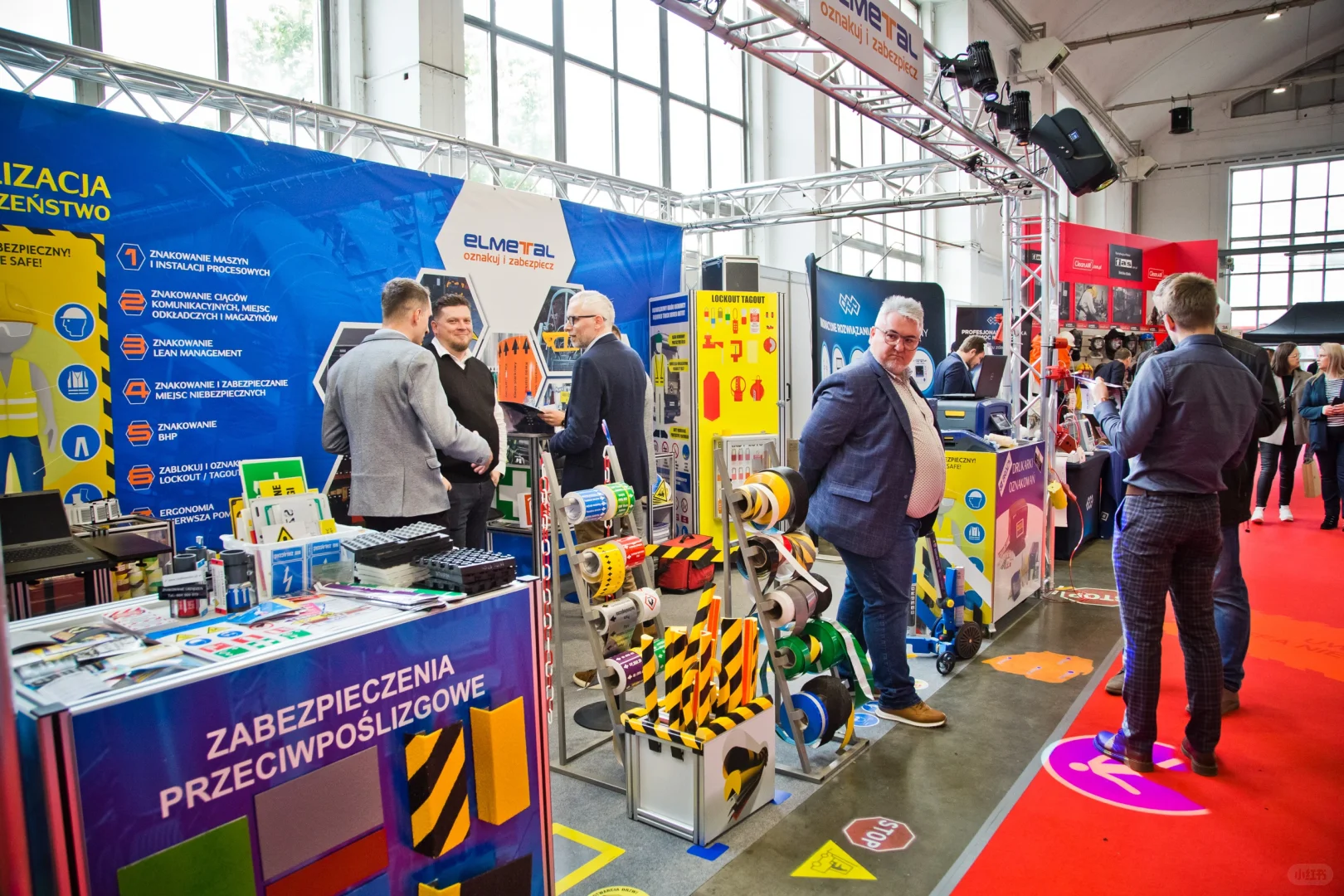 展会现场这人流是相当可以了