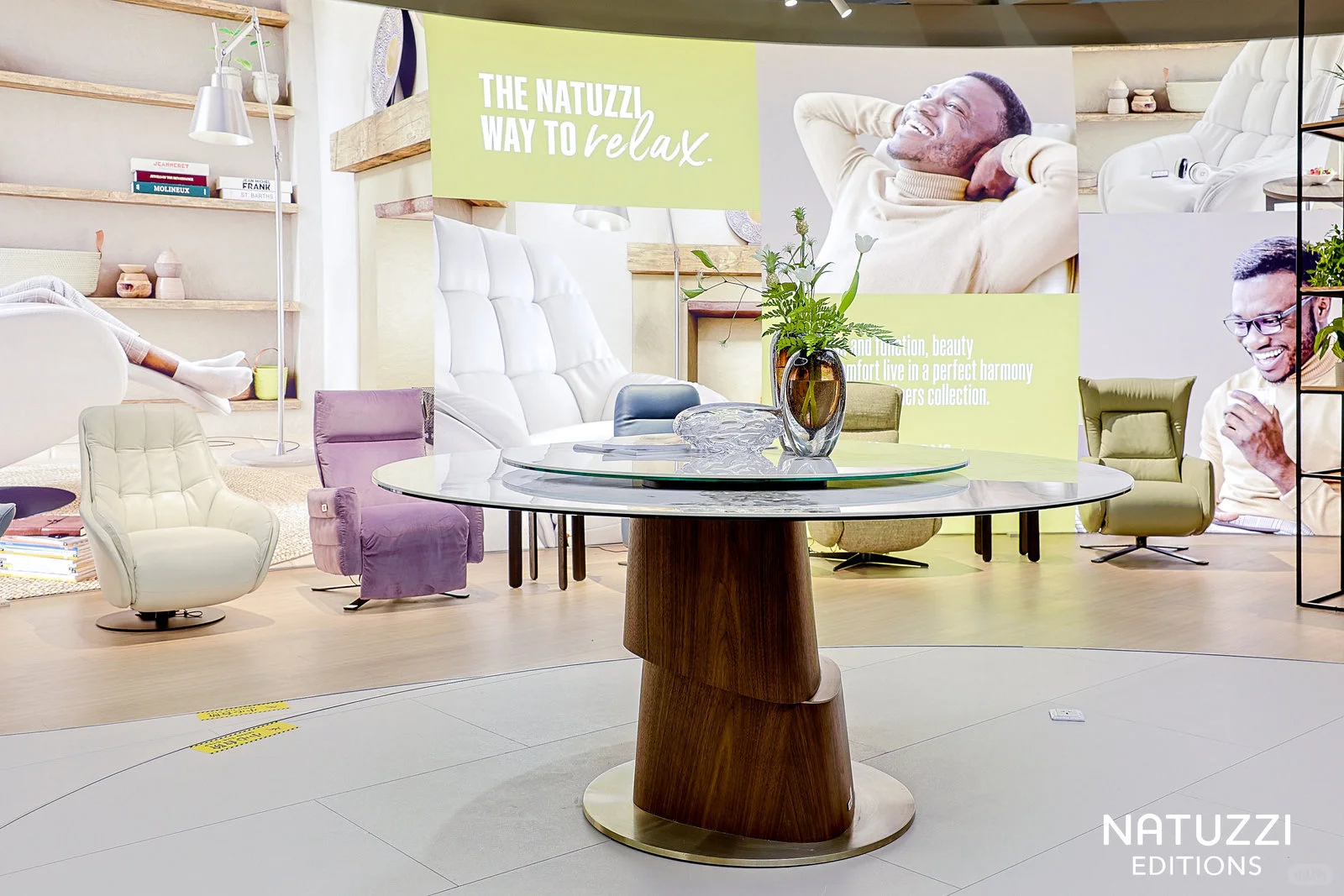 上海虹桥，国家会展中心鲜花绿植布置