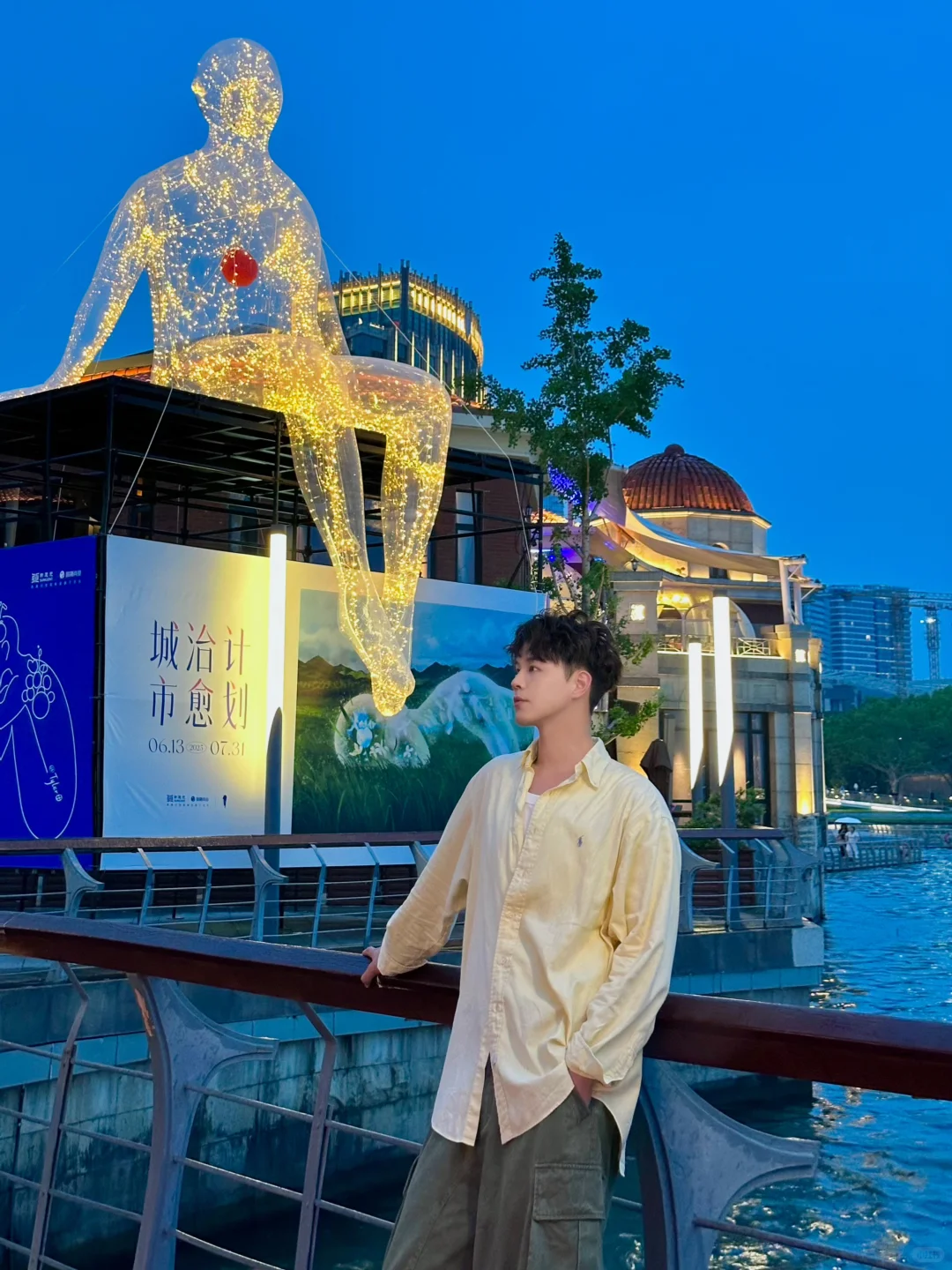 苏州不愧是大城市！金鸡湖惊现巨人……