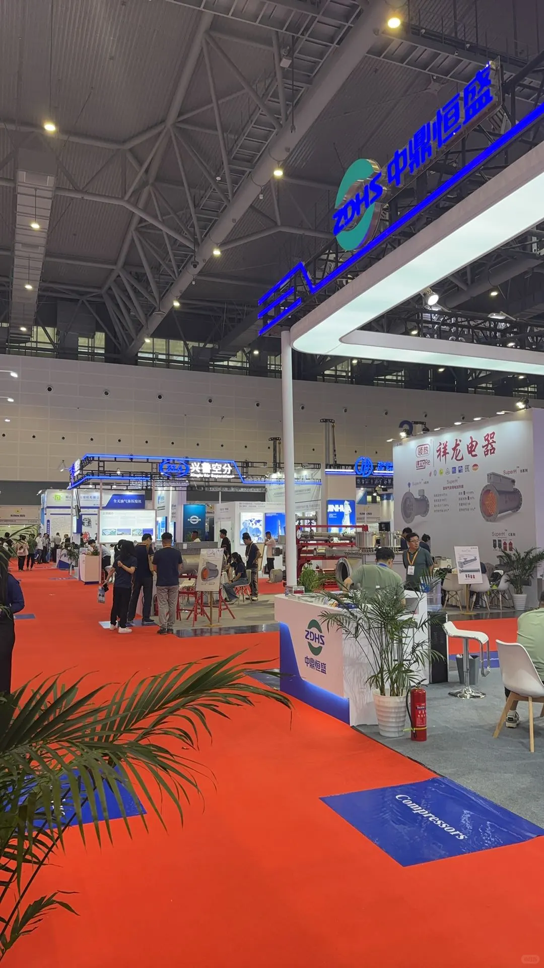 今天去杭州大会展中心外贸展会发现的问题