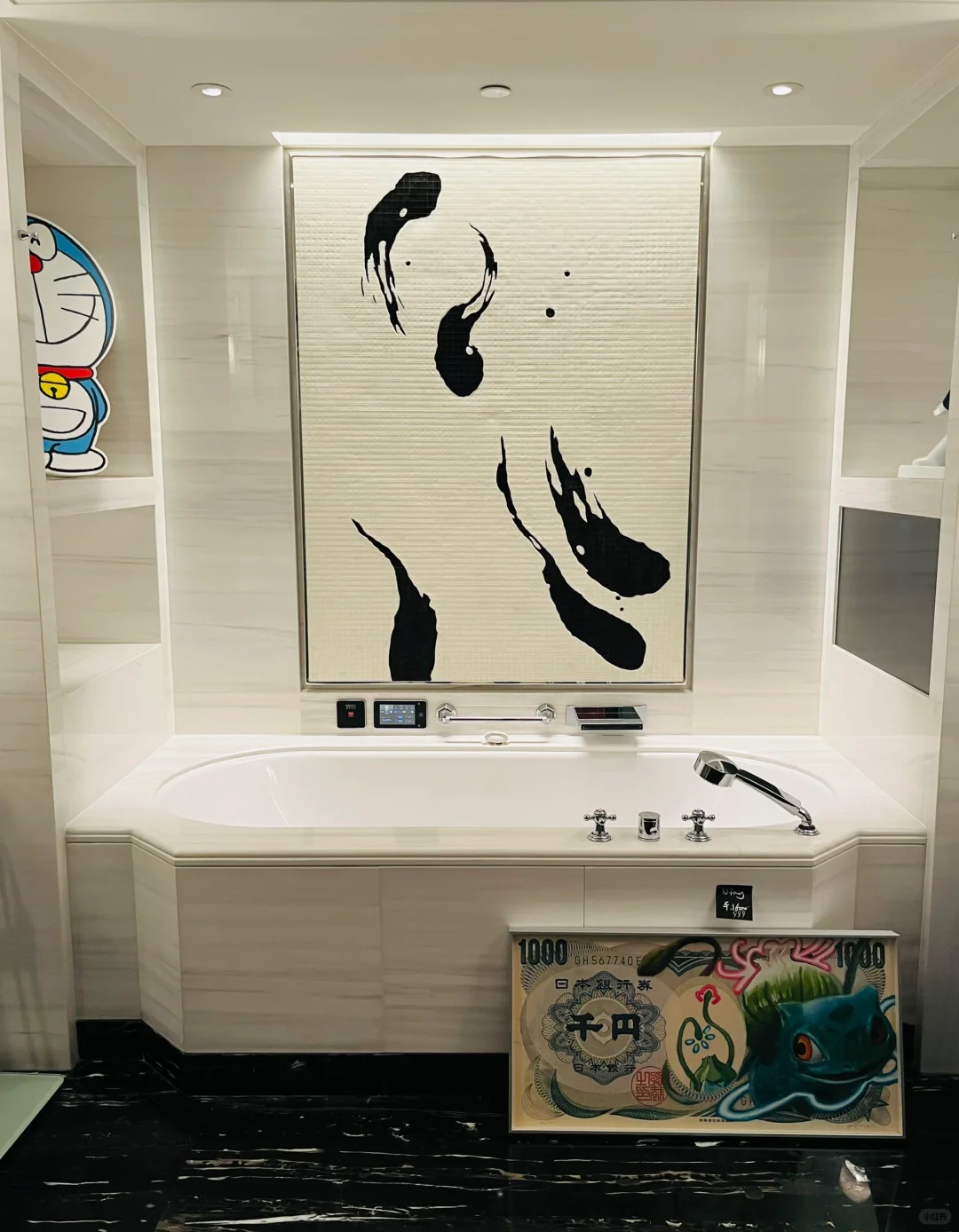 北京的艺术博览会已经搞进了厕所