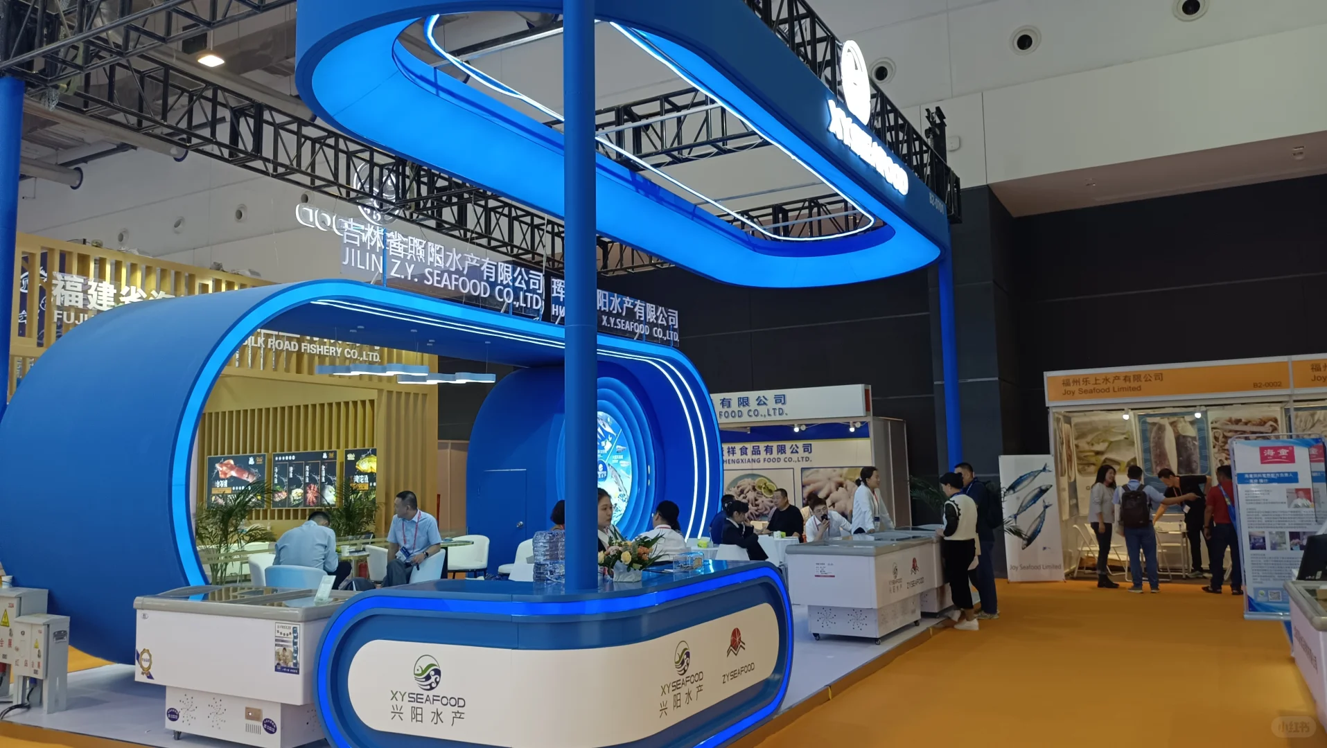 [海豚R]渔博会案例赏析-海洋风max的展台