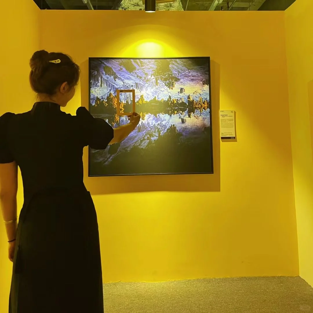 把世界?各地的美好收纳到展览里?