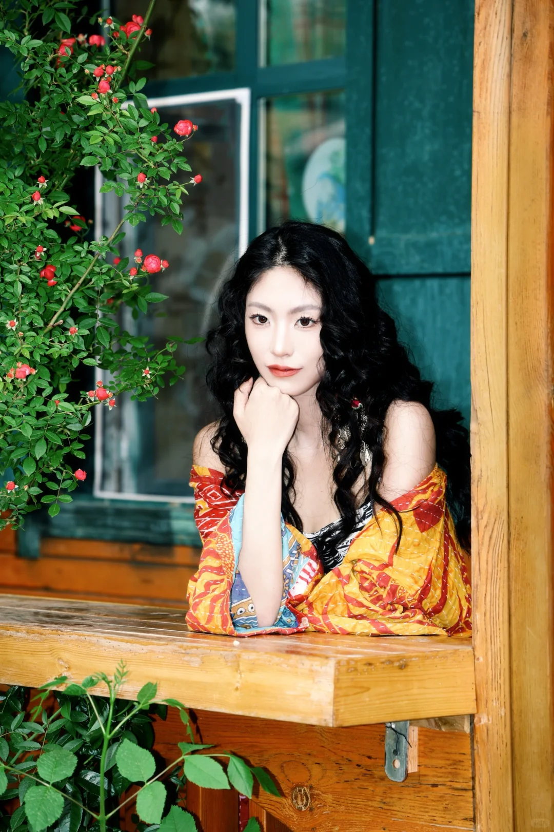 是被她治愈了的香肩美人?