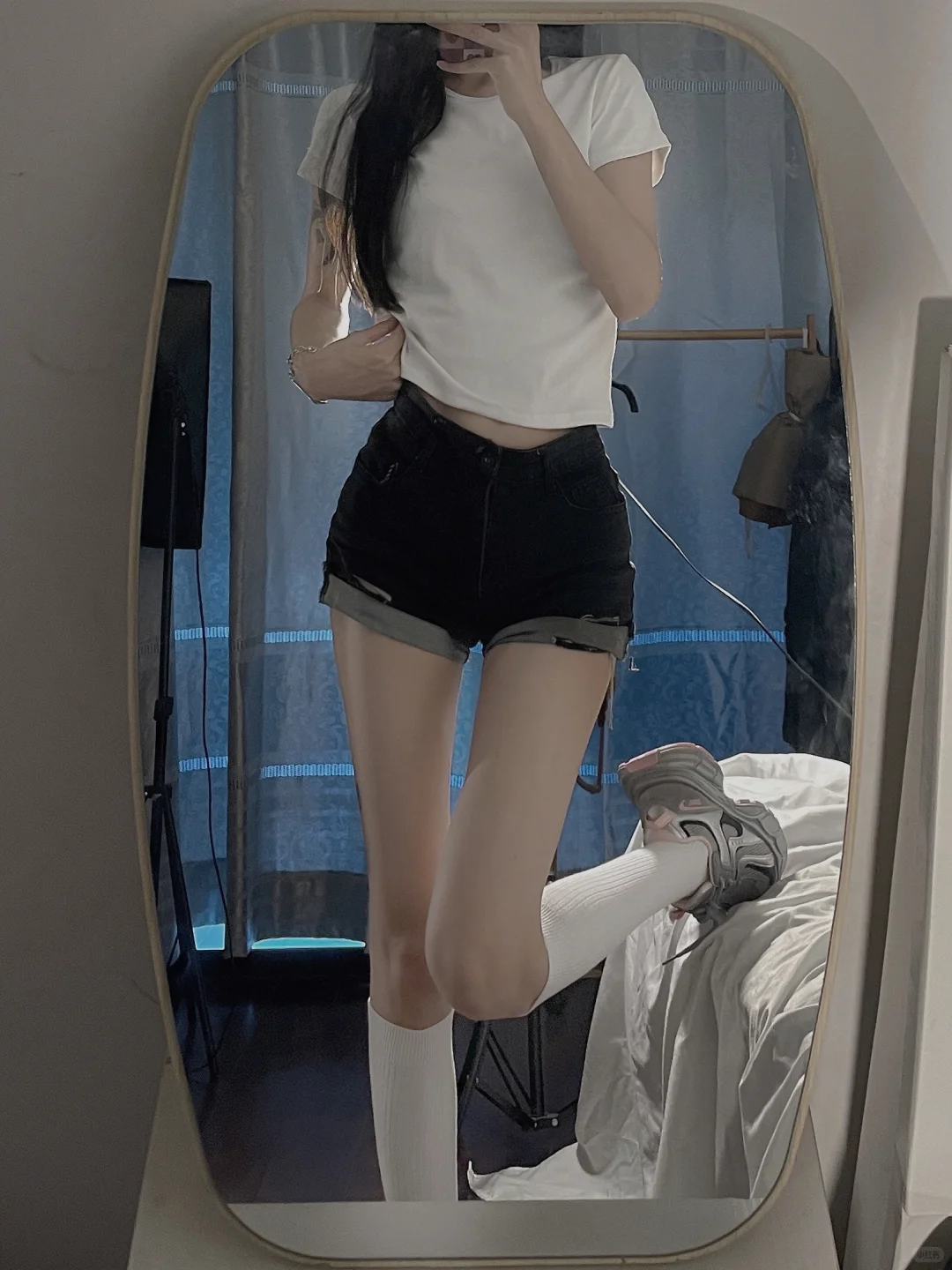 黑白配。