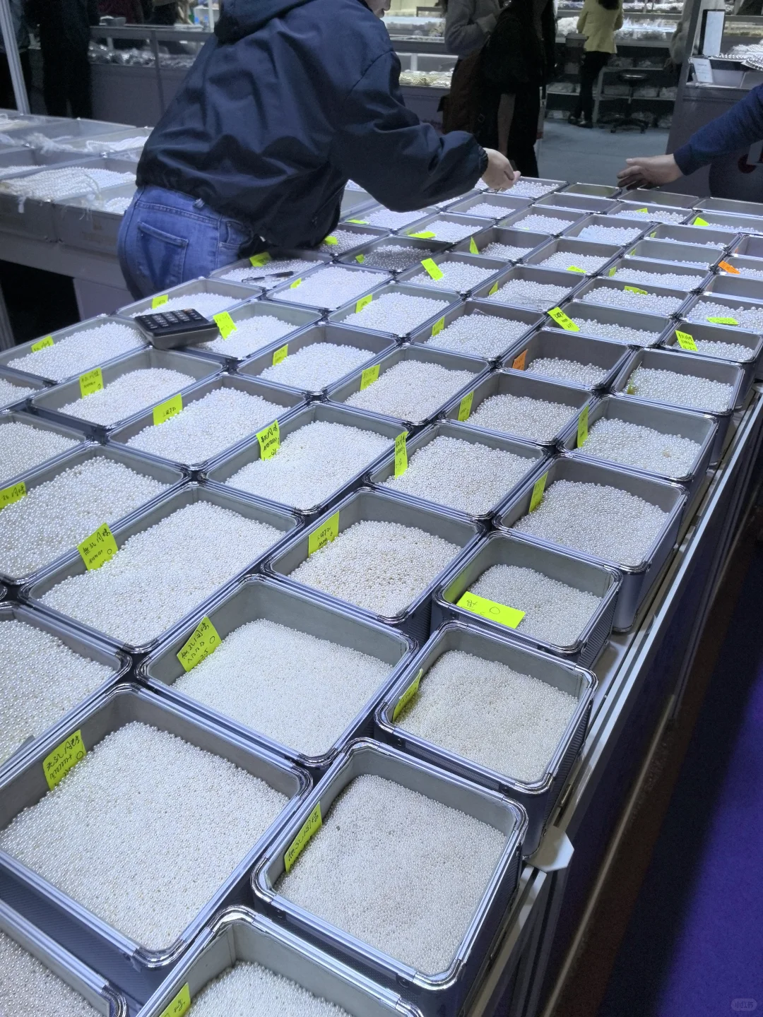 25年香港珠宝展火爆开幕，快来淘些好货…