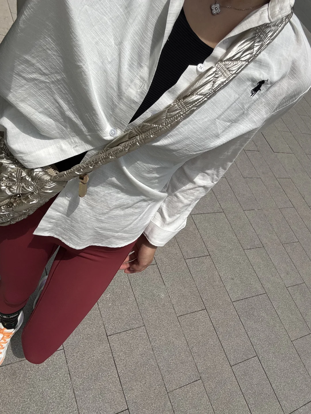 自由路上没有任何捷径