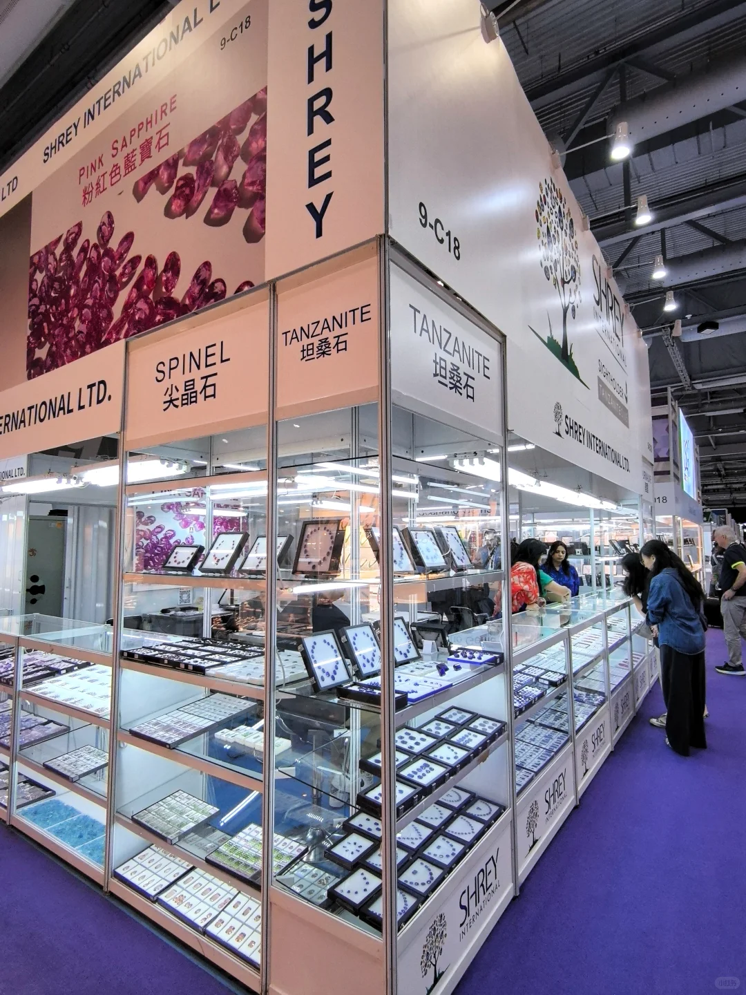 25年香港珠宝展火爆开幕，快来淘些好货…