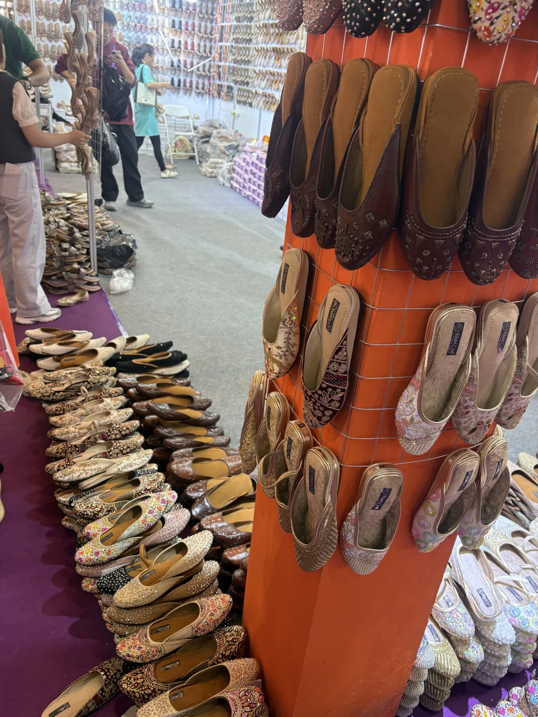 南博会去了,感觉没买够。明天还去‼️