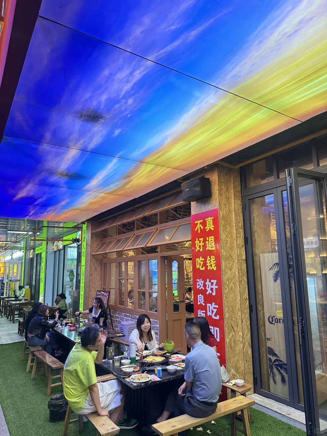 会展城藏不住了！这家烙锅香到原地起飞！?