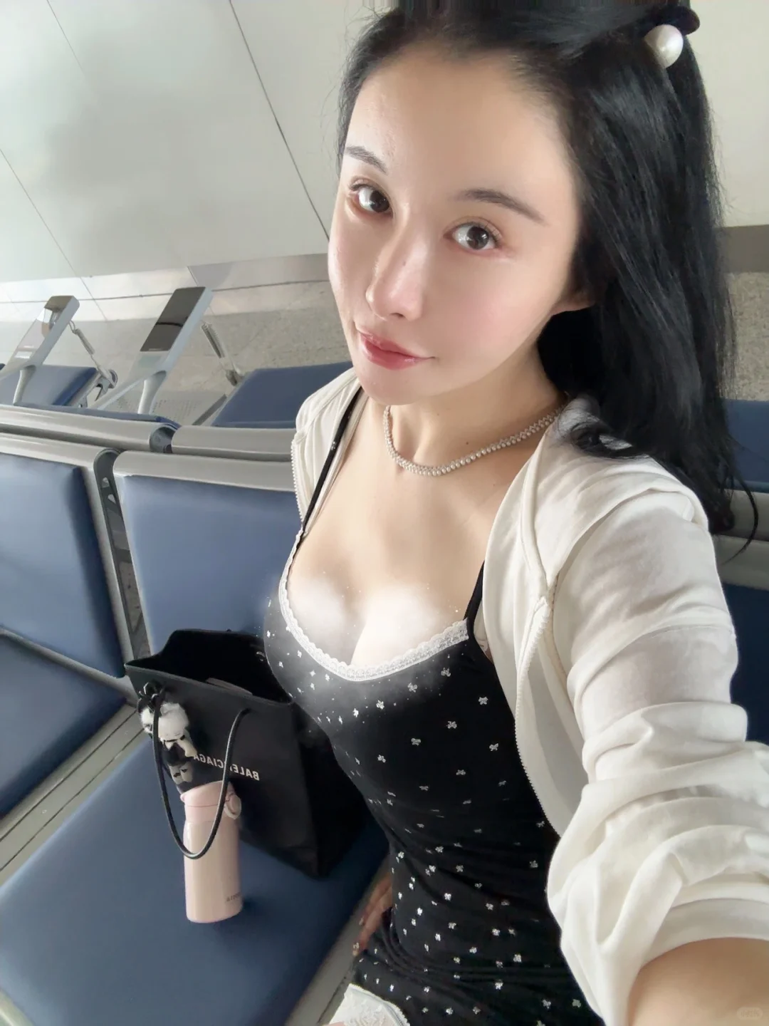 夏日出逃?