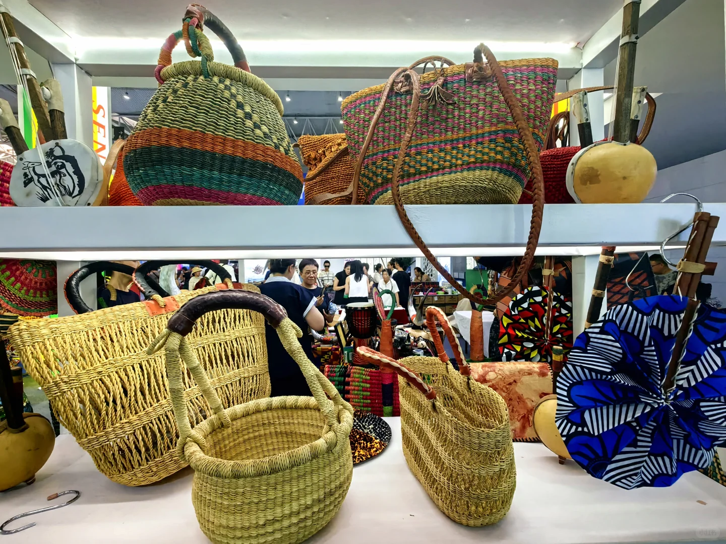 新疆商博会上的国际范儿