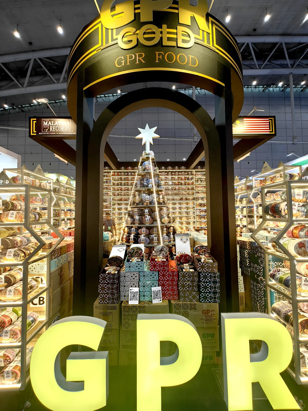 新疆商博会上的国际范儿