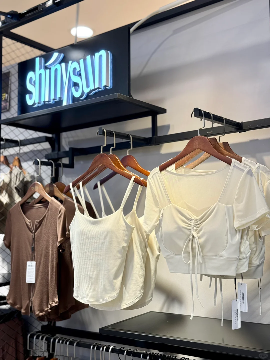 南宁这家店的瑜伽服真的绝了 每件都好好看