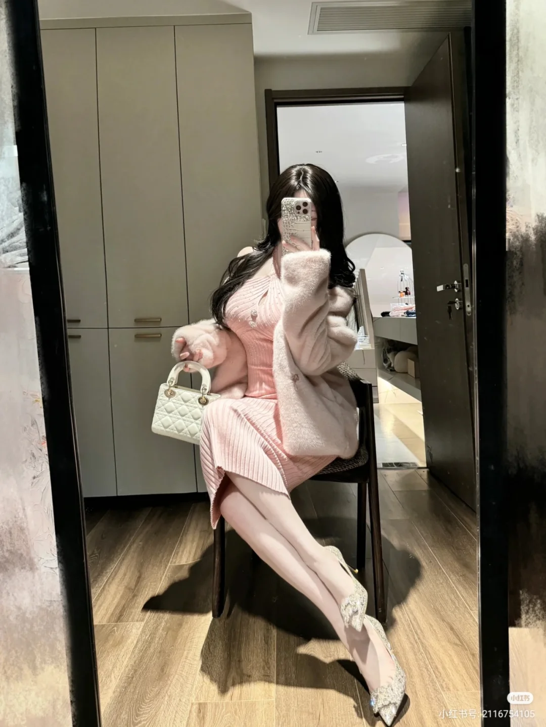 姐姐好性感 美女
