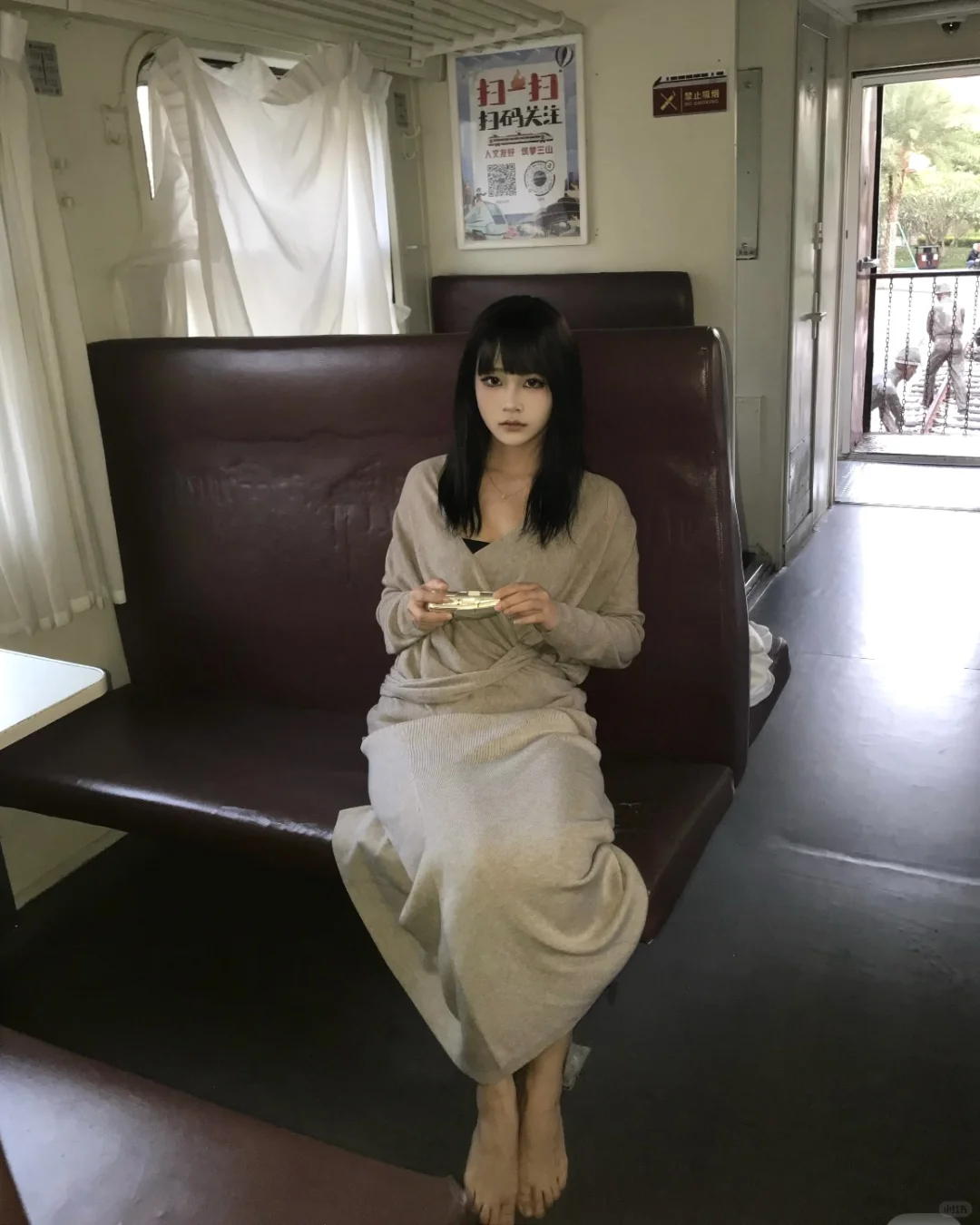 广州陪拍｜溢出屏幕的亡妻回忆录……