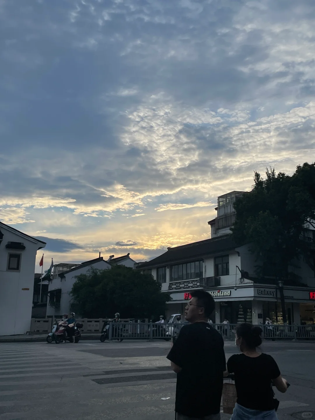 没空忧伤.
