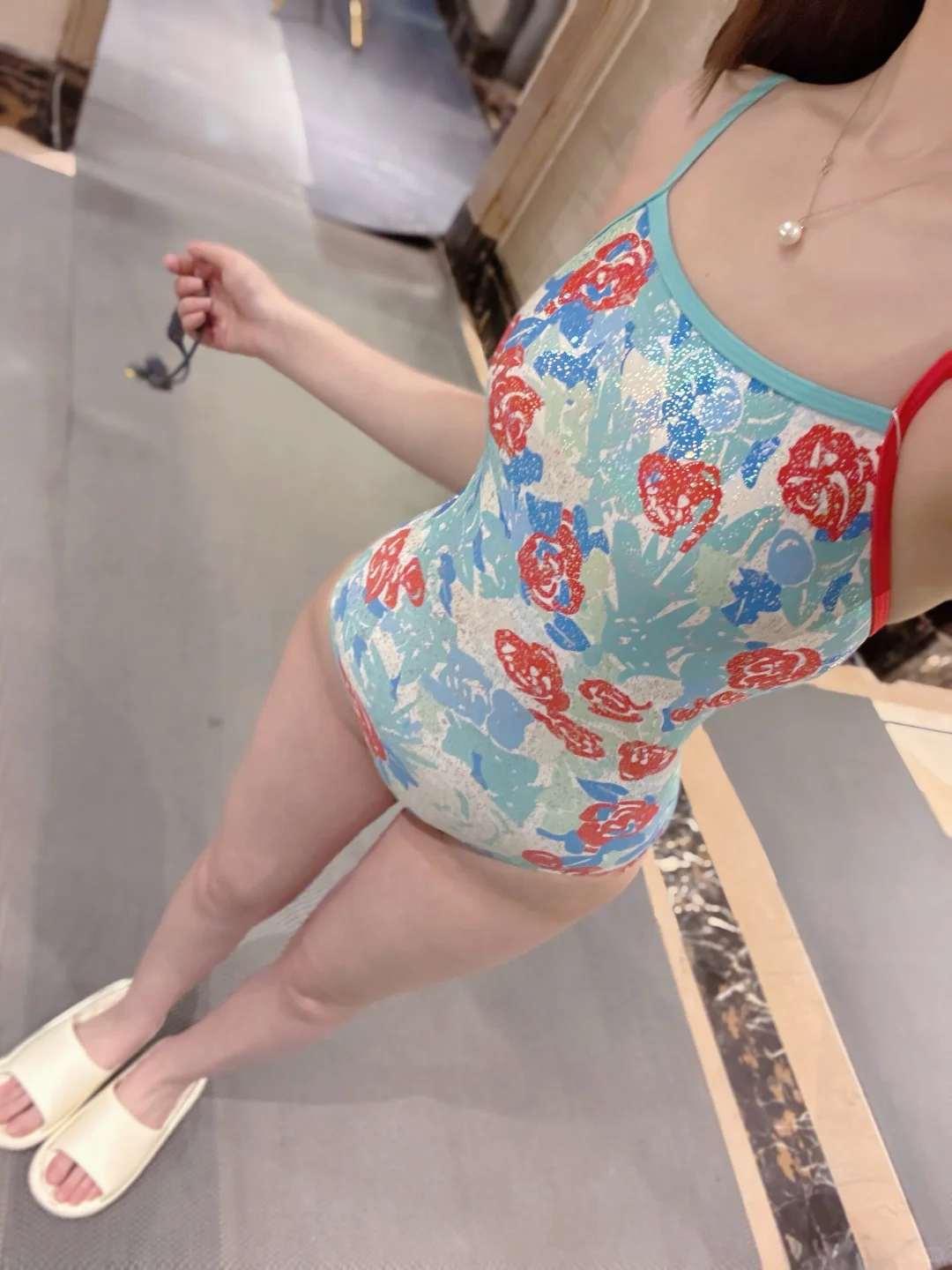 今天穿海蓝玫瑰?下水咯?‍♀️