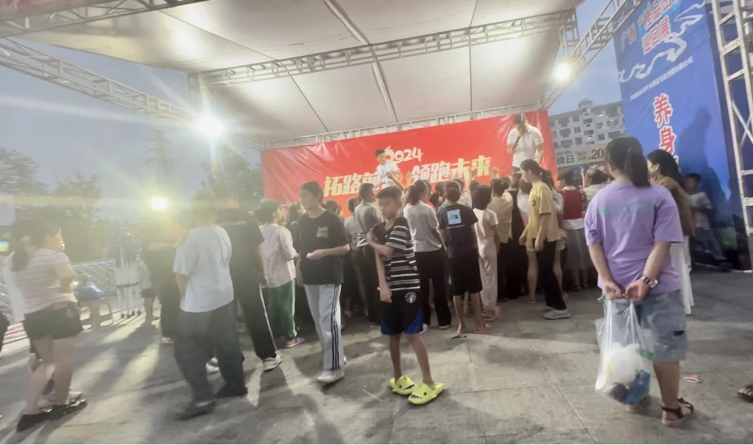 展销会免费送学习机骗局