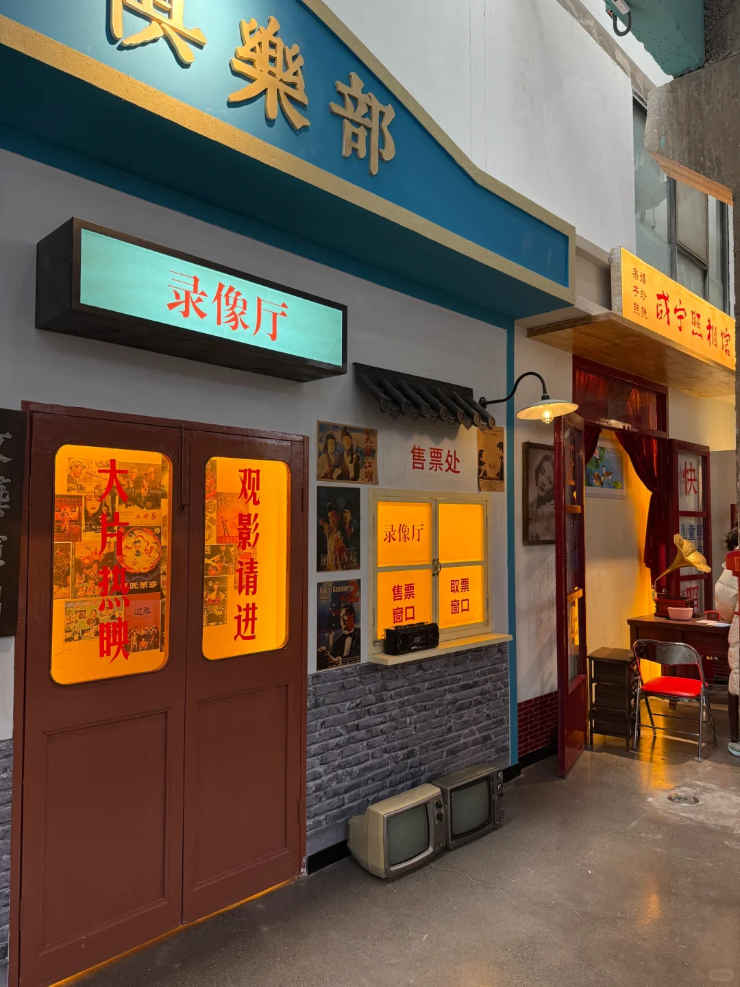 西安，老钢厂，免费看展快去！！！