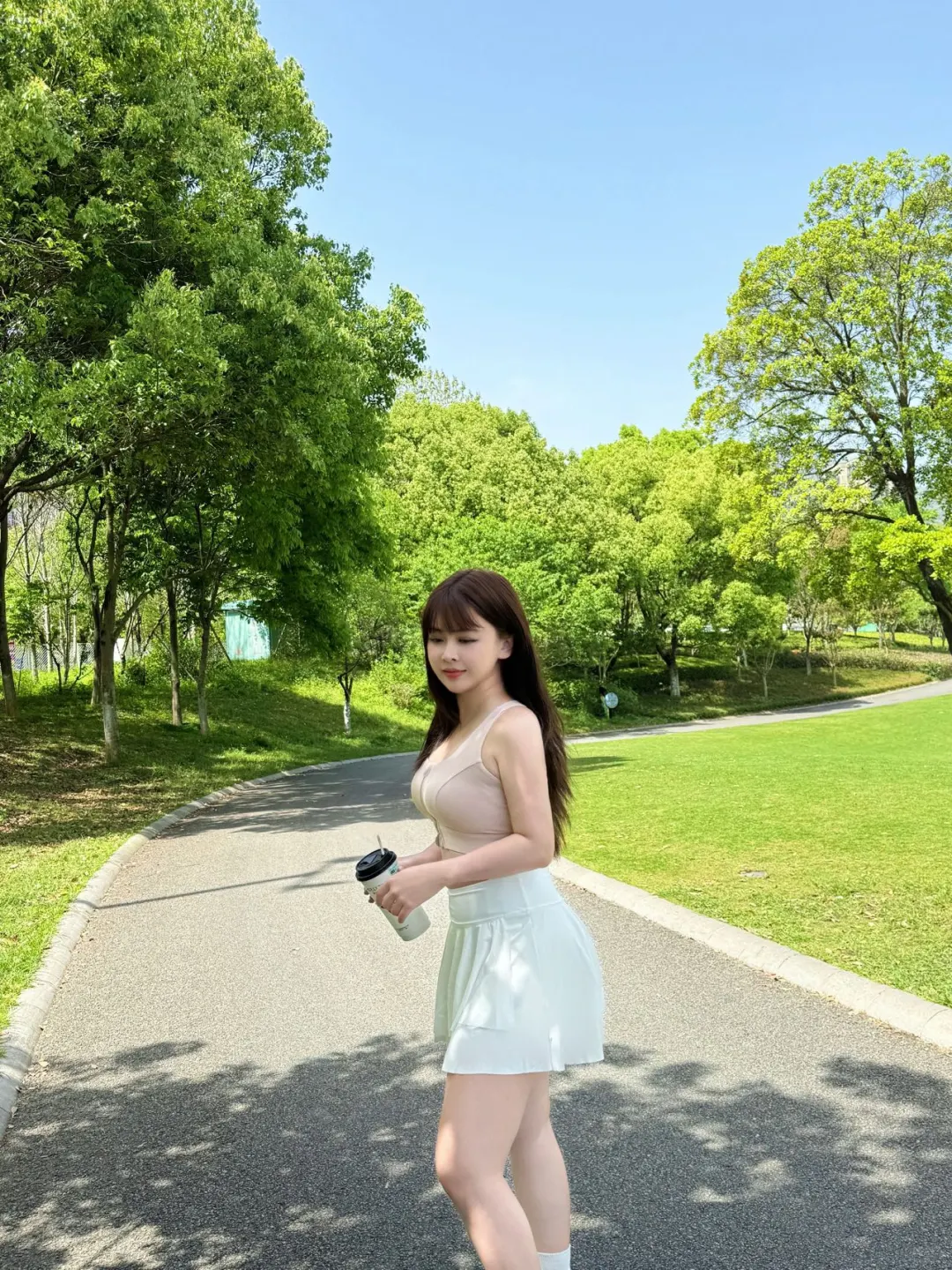 ?公园吸氧日｜挑战只穿瑜伽服出门