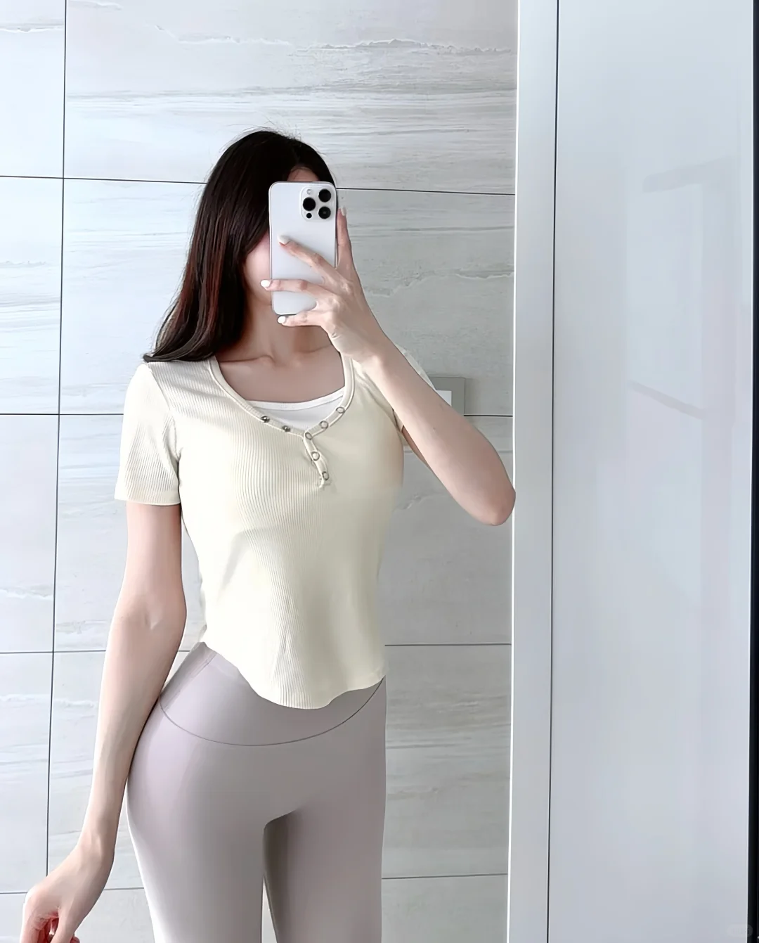 好像男生比女生更懂瑜伽服