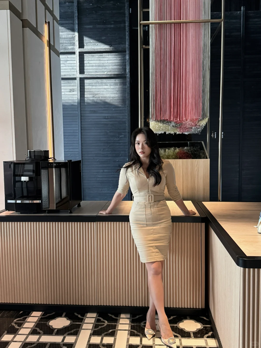 一米五的女人看起来又乖又坏