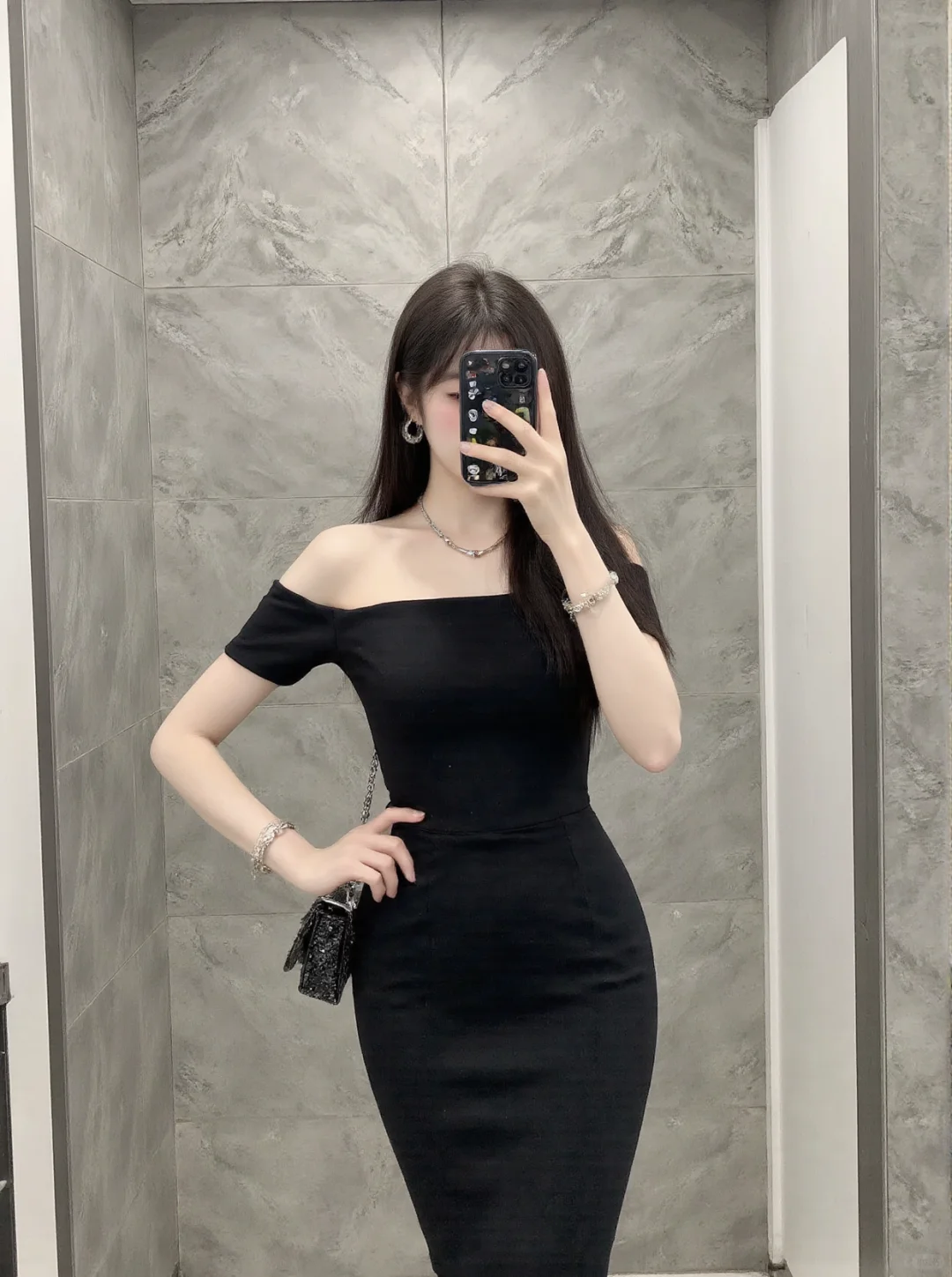 有谁还不知道晚宴礼服怎么穿的?