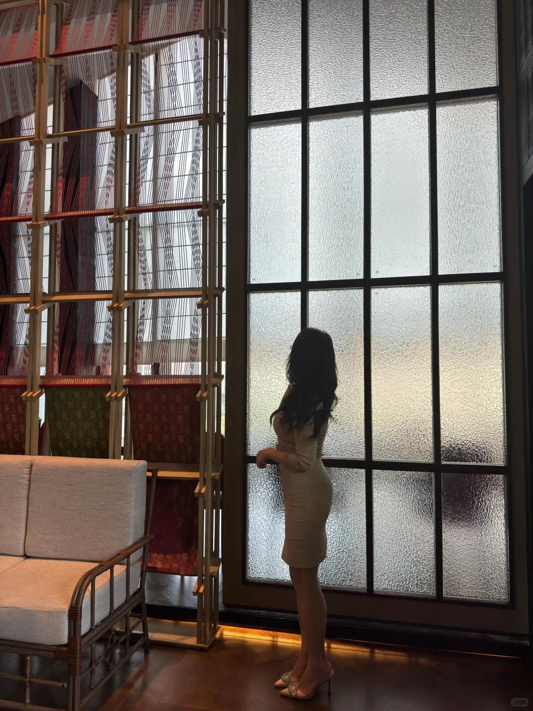 一米五的女人看起来又乖又坏