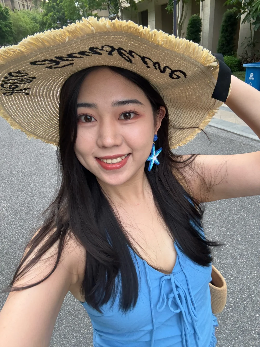 纯素人135斤超低成本海边出片显瘦穿搭分享