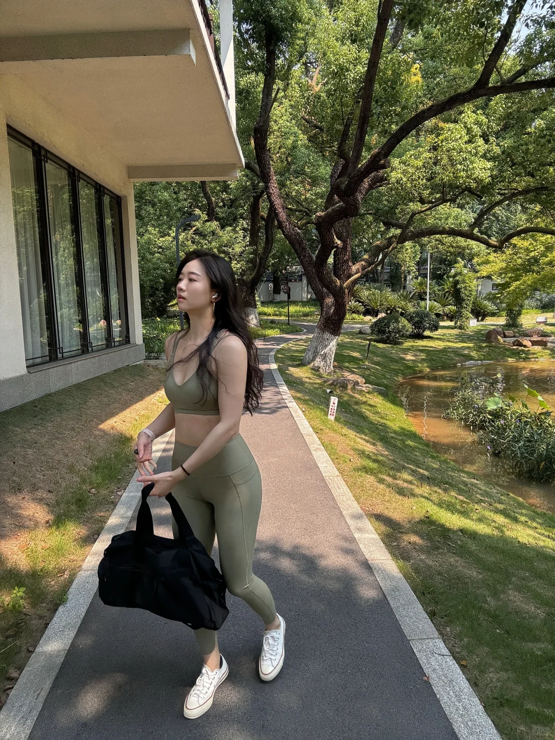 无拘无束爱上自由?