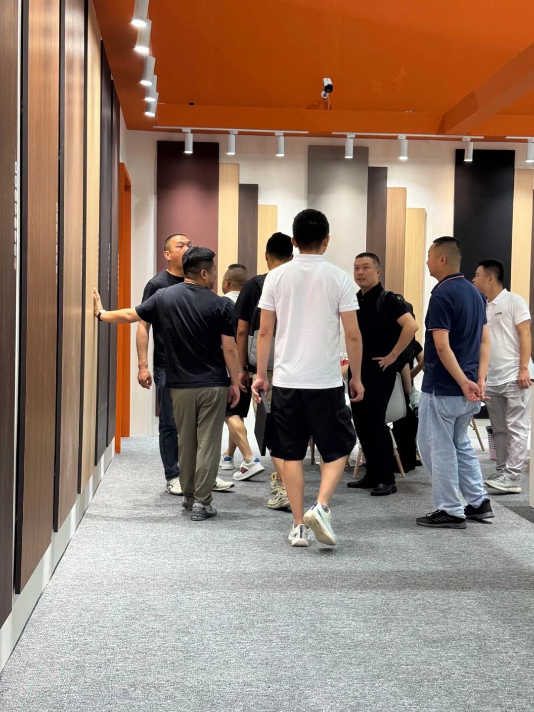 广州建博会现场直击！热康板展位人气爆棚
