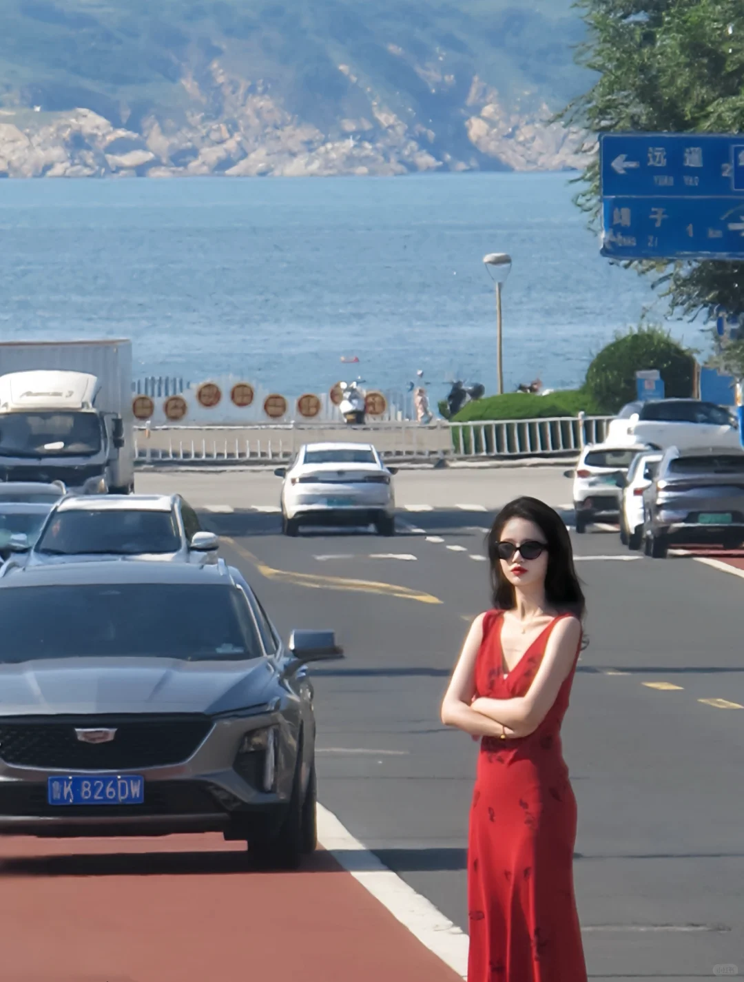 红与蓝