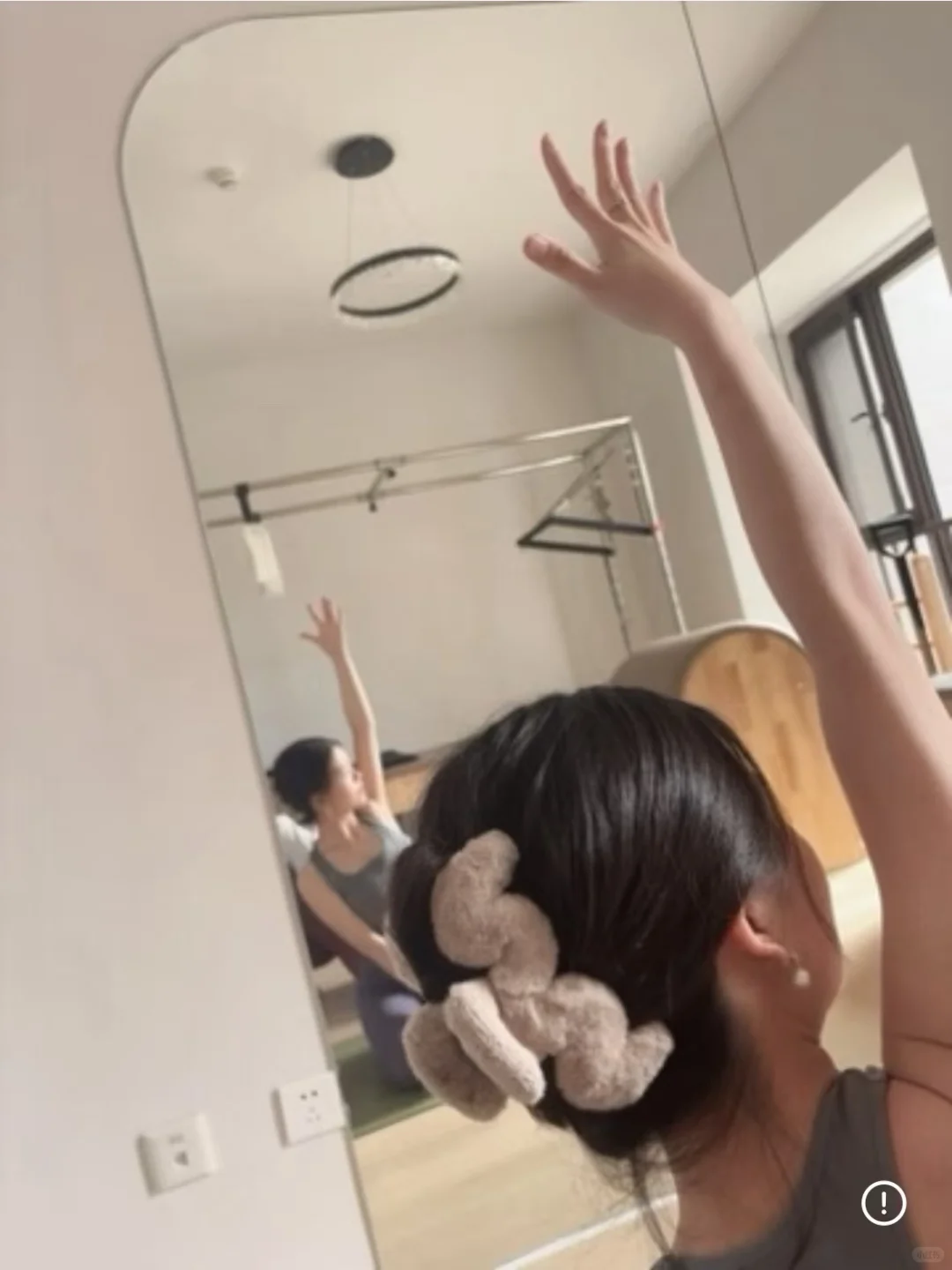瑜伽服可以这样穿显出好身材