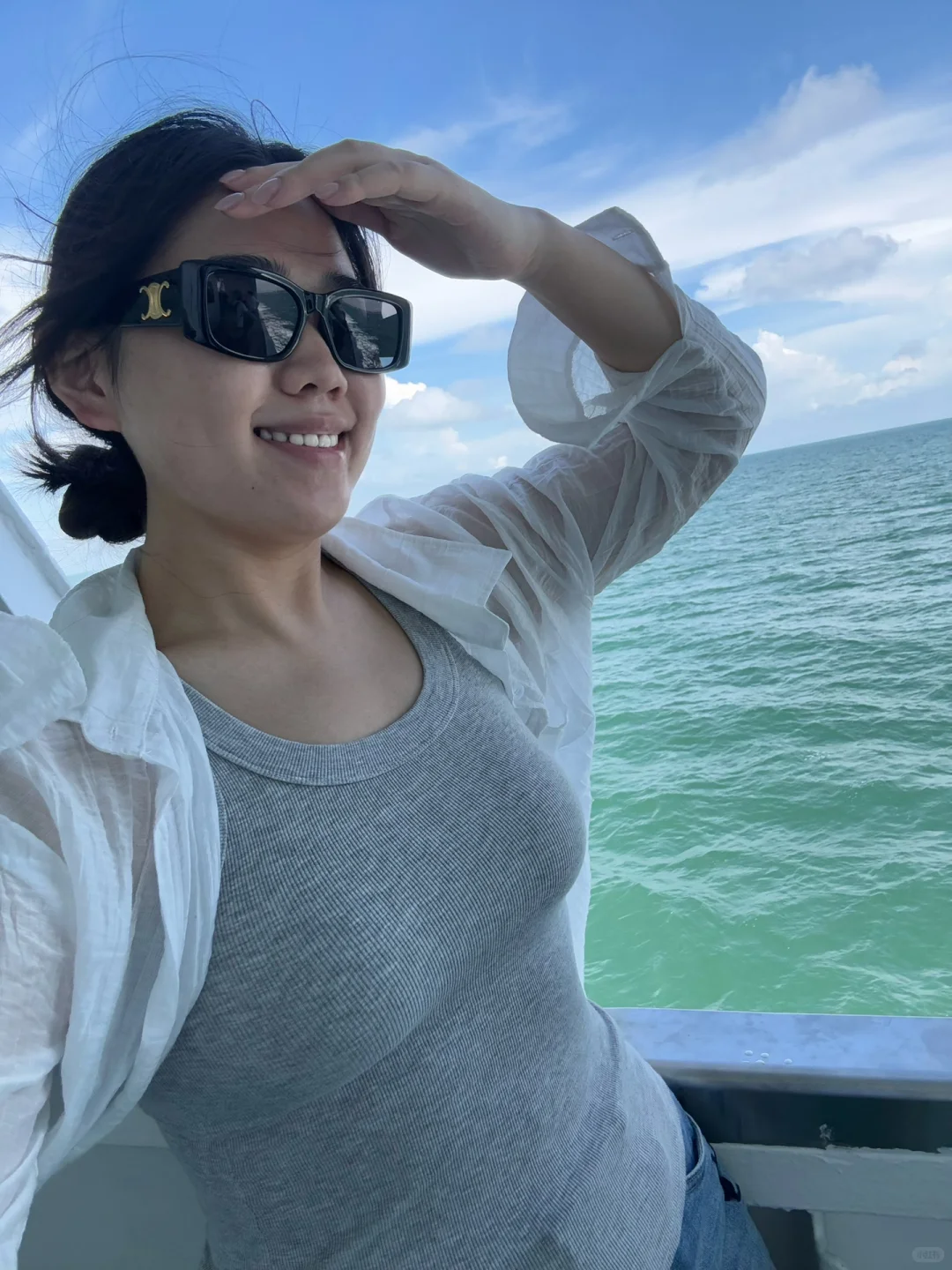 纯素人135斤超低成本海边出片显瘦穿搭分享