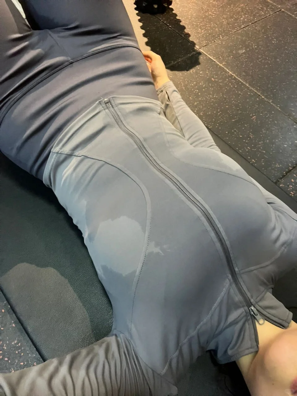 这件瑜伽服真的绝了！??